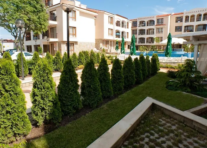 Paradise Bay Hotel 3*