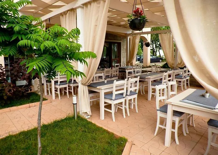 Paradise Bay ホテル 3*