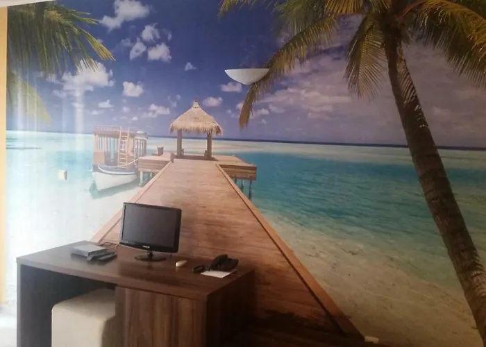 Paradise Bay ホテル ポモリエ